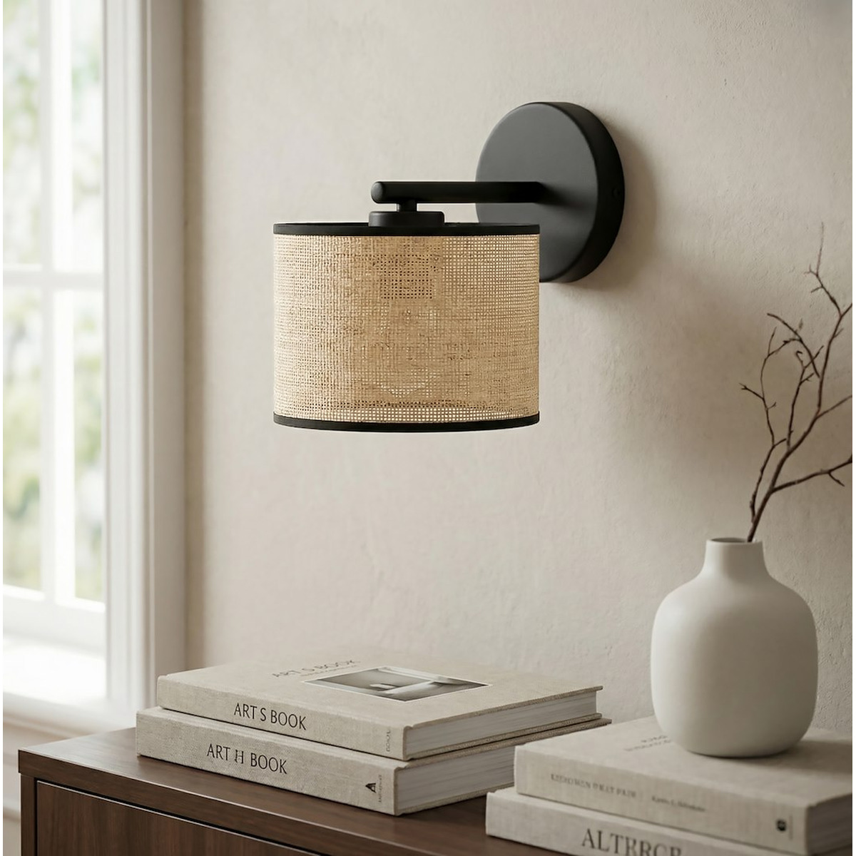 Lampada da parete ECO in acciaio nero e rattan