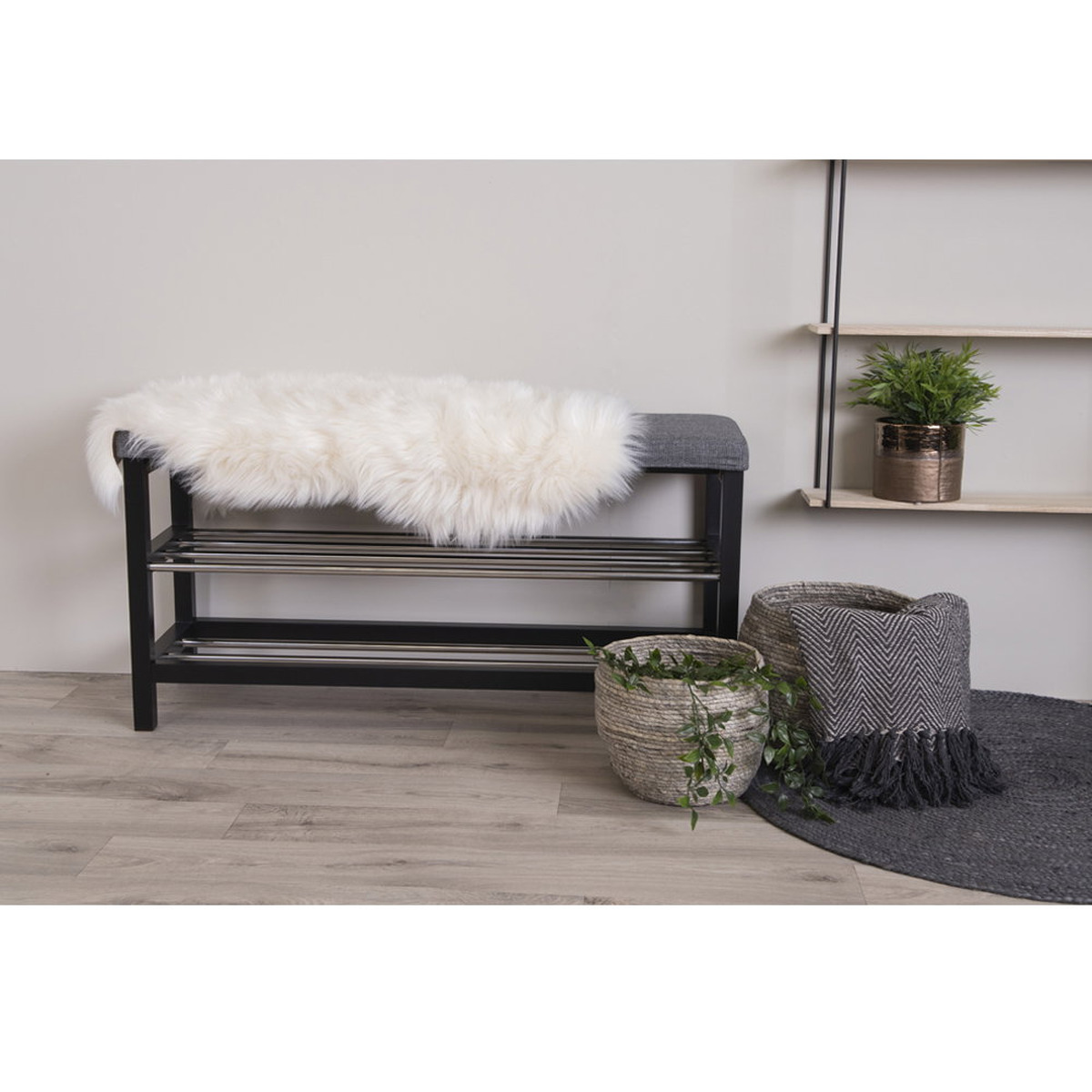Kendra Home - Tappeto Asimmetrico Lambskin, Bianco, 85x50x6,5 cm