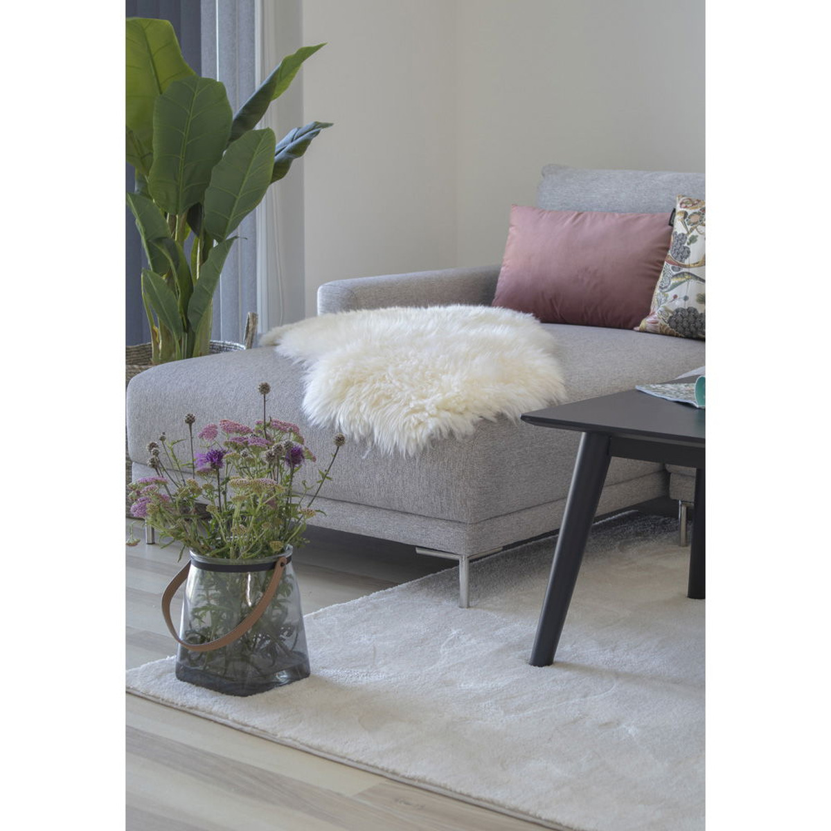 Kendra Home - Tappeto Asimmetrico Lambskin, Bianco, 85x50x5 cm